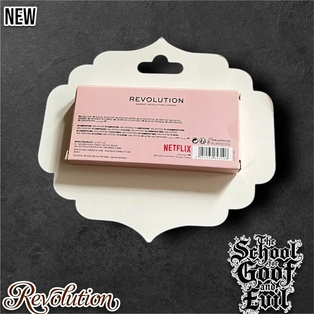 New NIB Makeup Revolution The School For Good & Evil X Revolution - False lashes